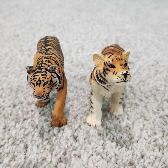 schleich Other - Schleich Tiger figurine/Blip Toys, Lot of Two